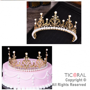 Corona metal para decoraci�n de tortas 12.5 cm diametro oro x 1